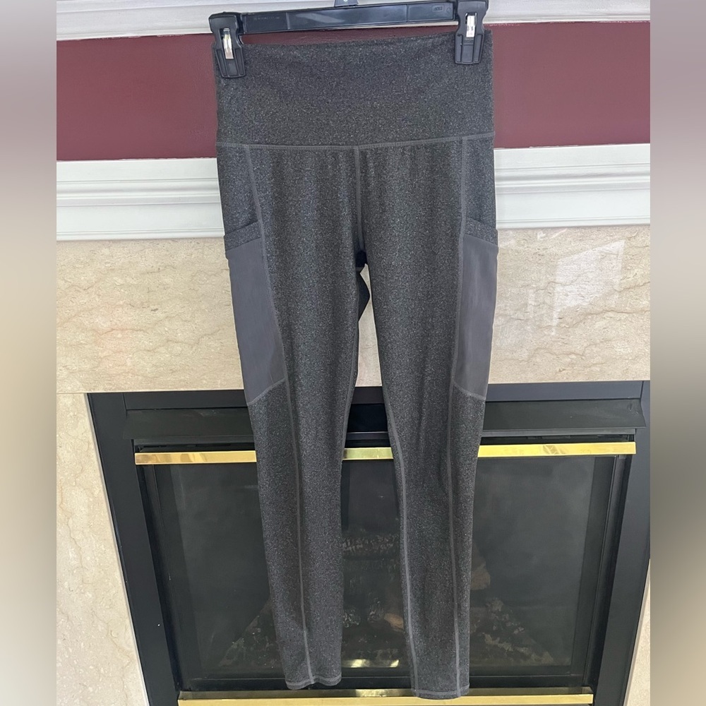 Fabletics Mid-Rise Ultracool Shine - image 2